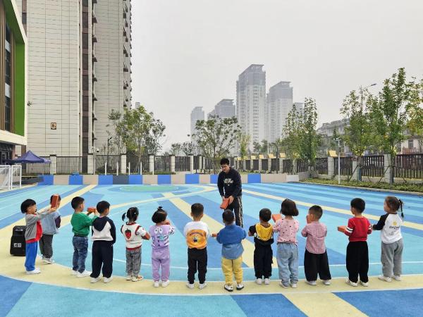 廬陽(yáng)學(xué)前教育集團(tuán)童興融暢園：玩轉(zhuǎn)戶(hù)外 趣享童年
